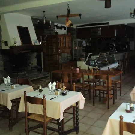 Pensión L'auberge Italienne Titus Pierrefitte-Nestalas